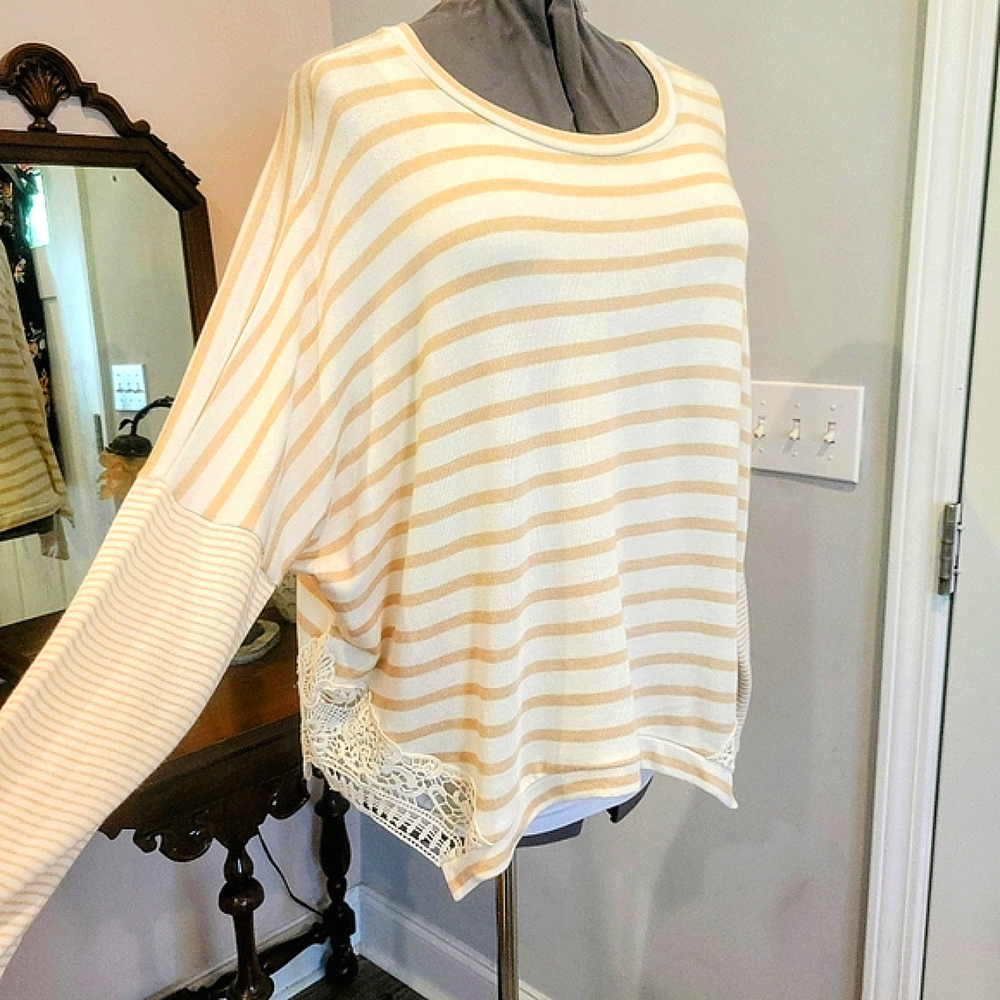 NWT XL Crocheted Hip Sweater - Picture 4 of 11